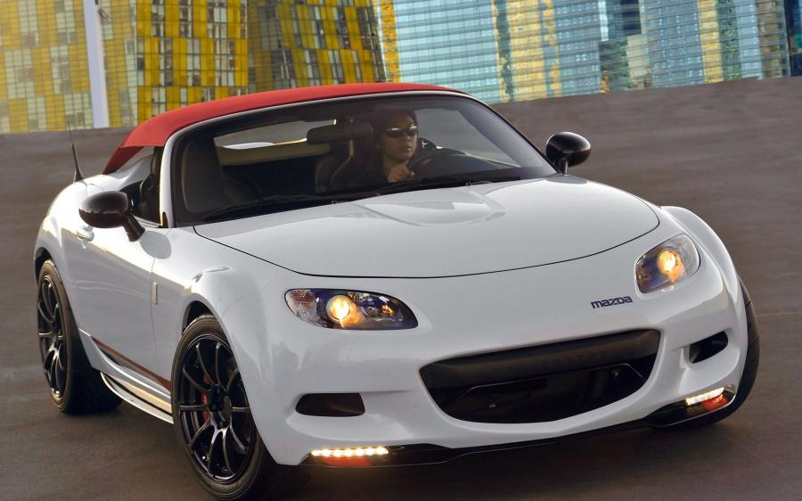  Mazda MX-5 Spyder Concept 2011 года  (фото 20 из 21)